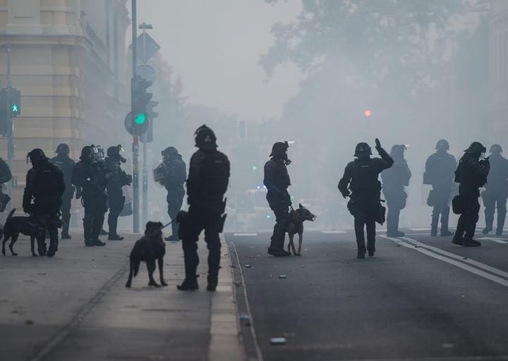 Zahtevamo neodvisno preiskavo policijskega nasilja